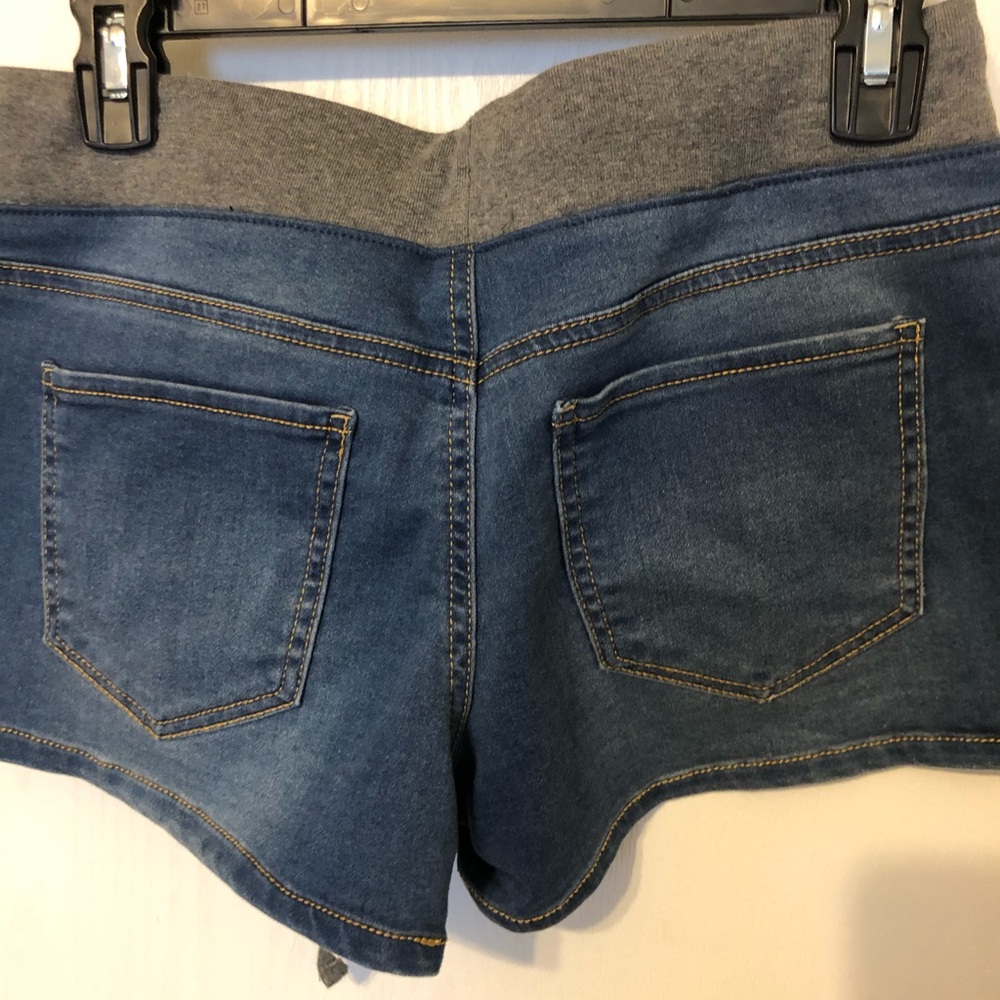 NEW Wishful Park Shorts Size M - Picture 2 of 2